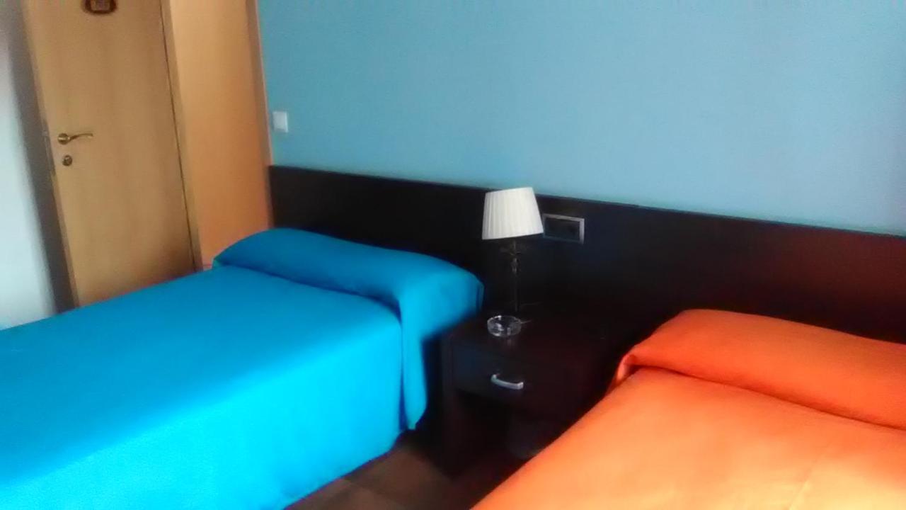 El Albergue Covaleda Ngoại thất bức ảnh