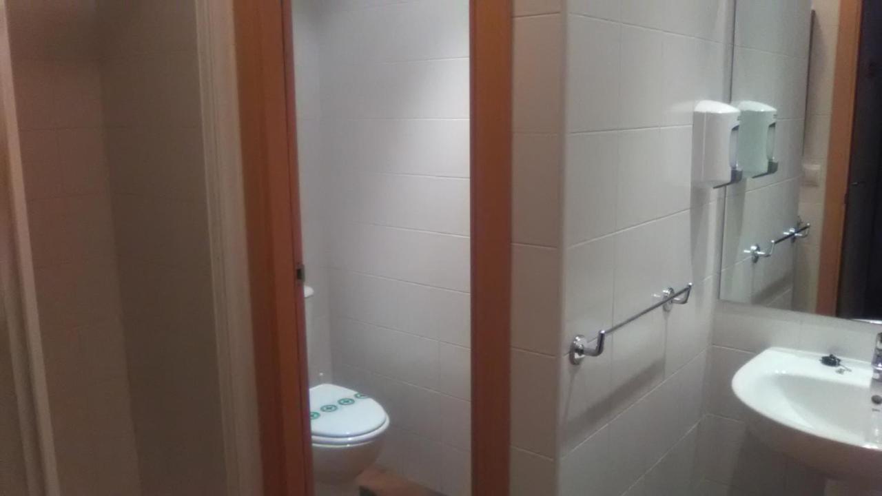 El Albergue Covaleda Ngoại thất bức ảnh