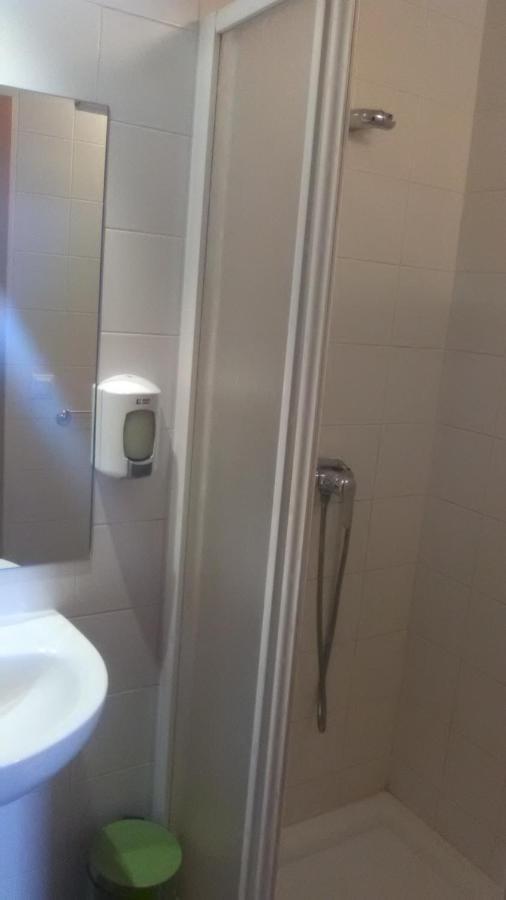 El Albergue Covaleda Ngoại thất bức ảnh
