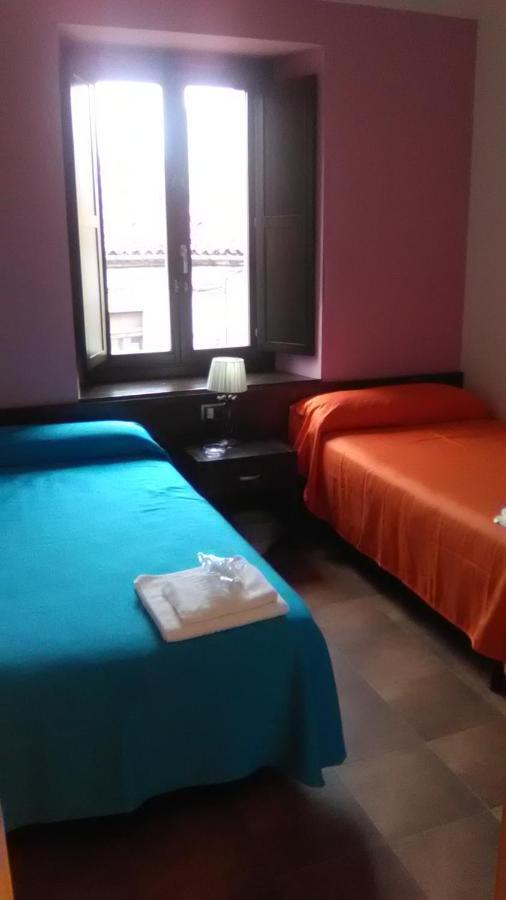 El Albergue Covaleda Ngoại thất bức ảnh
